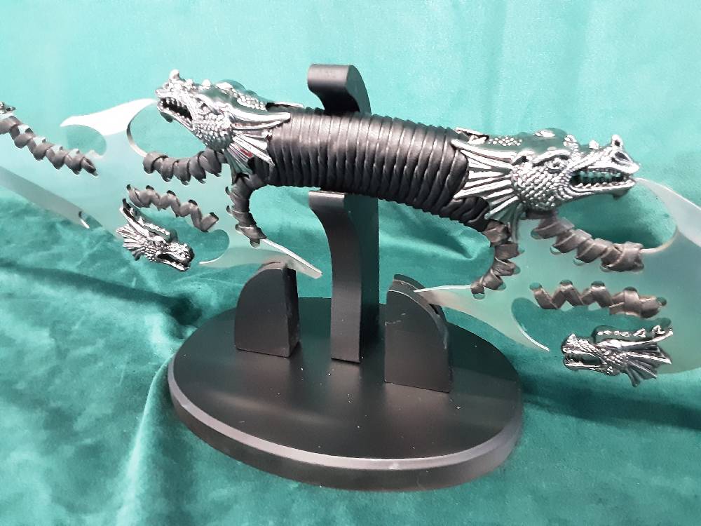 COUTEAU DOUBLE FACE DRAGON SUR SUPPORT 65CM (W-5868)