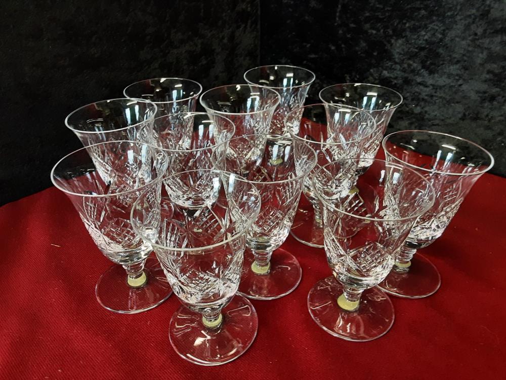 LOT DE 12 VERRES A PORTO CRISTAL DE LORRAINE