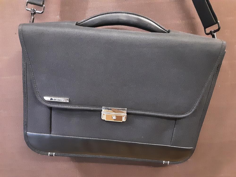 SAC 6 POUR PC TOILE NOIRE, DELSEY