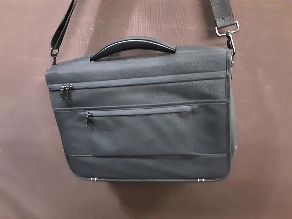 SAC 6 POUR PC TOILE NOIRE, DELSEY