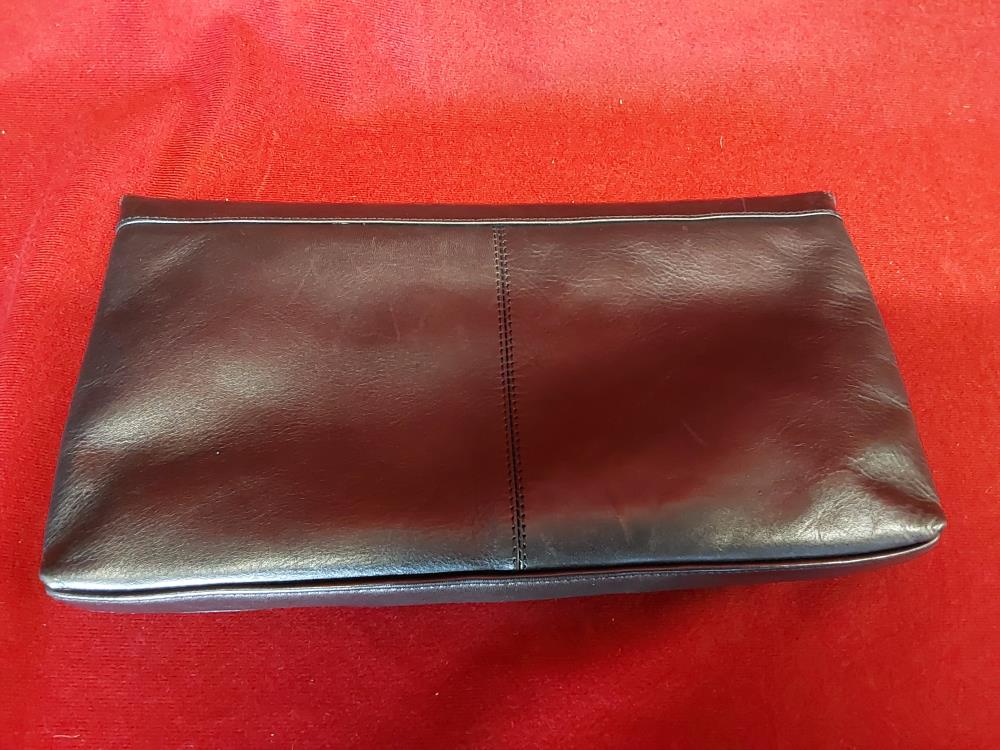 POCHETTE 21 LONGUE CUIR NOIR FIRENZE