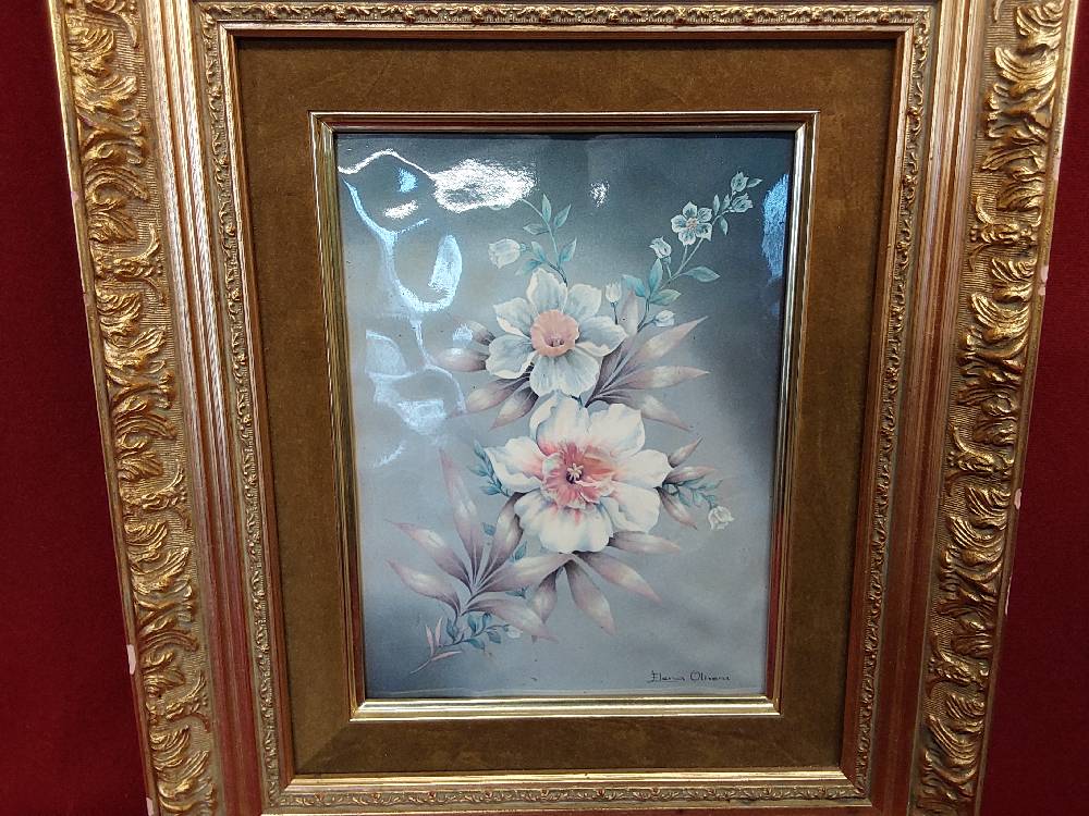 TABLEAU FLEURS SIGNÉ CADRE DORÉ 33X39CM