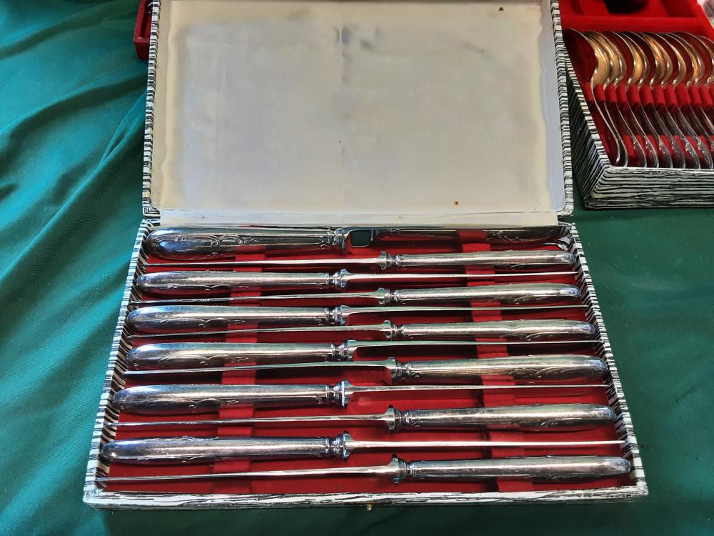 MÉNAGÈRE M.A  62 PCS