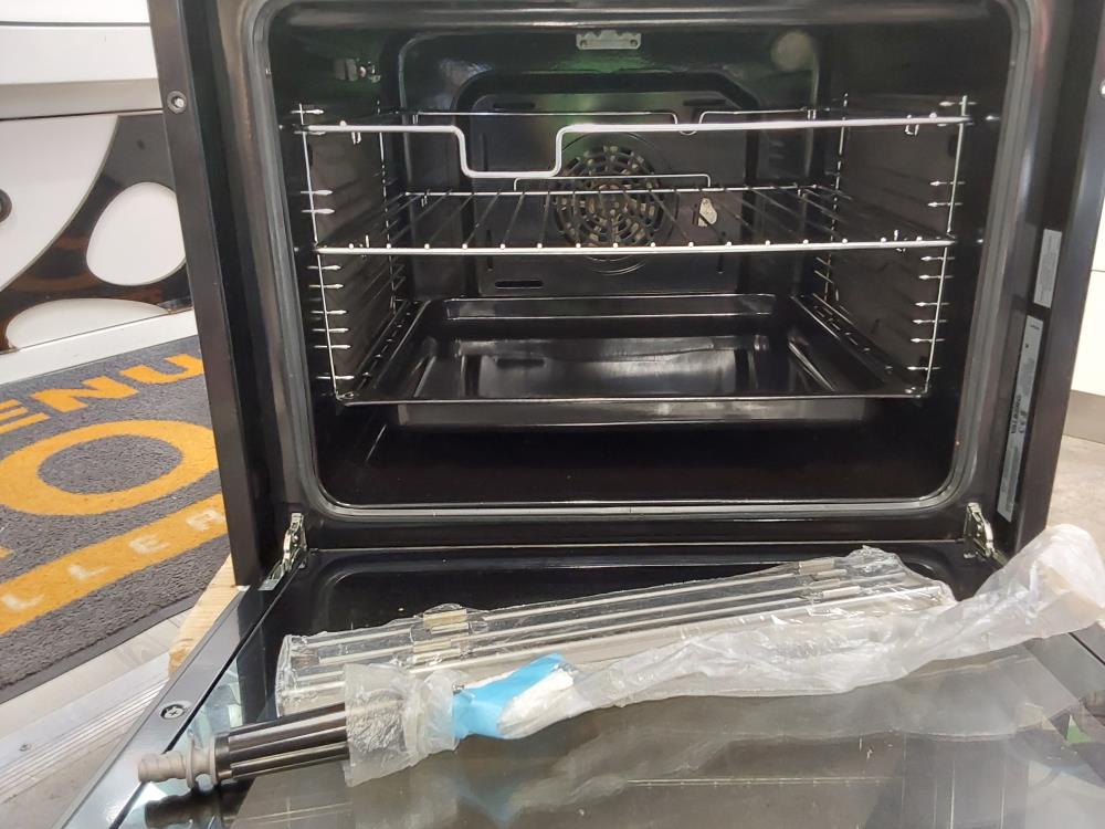 FOUR ENCASTRABLE VALBERG CHALEUR TOURNANTE CATALYSE