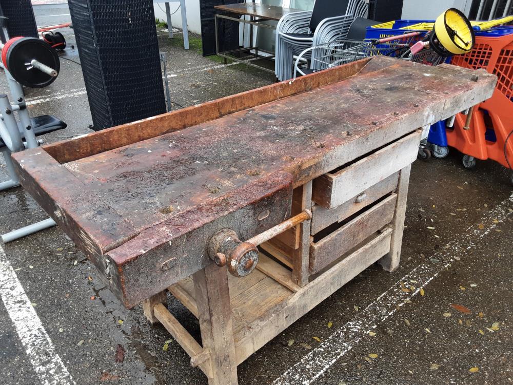 ETABLI DE MENUISIER 3 TIROIRS 2 ETAUX EN BOIS