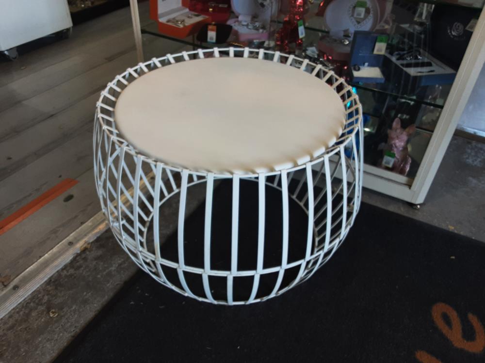 TABLE BASSE RONDE METAL BLANC DIAMETRE 56CM HAUT 43CM