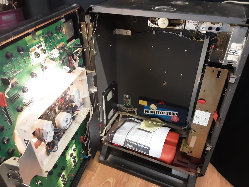 MACHINE A SOUS VENDUE SANS CLEF