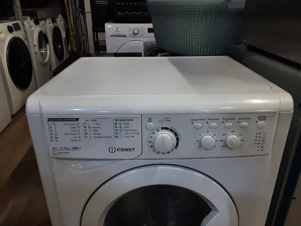 LAVE LINGE A HUBLOT INDESIT 1400T 7KG