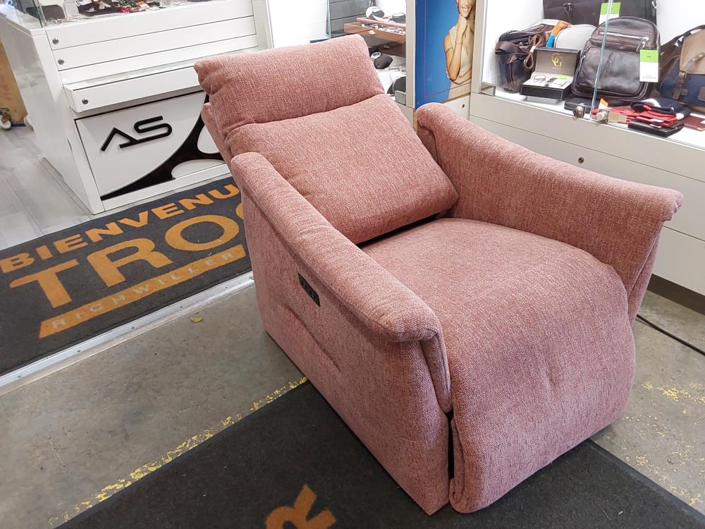 FAUTEUIL RELAX ELECTRIQUE RELEVEUR TISSUS ROSE  2 MOTEURS