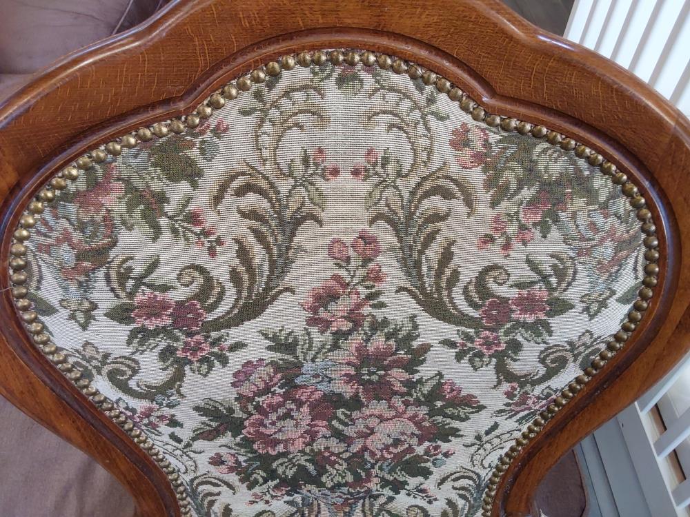 FAUTEUIL BERGÈRE TAPISSIER