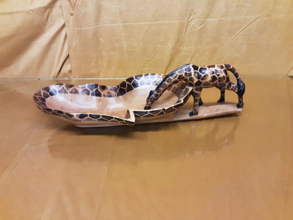 COUPE AFRICAINE DECOR GIRAFE