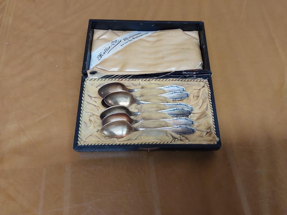 LOT DE 6 CUILLERES A CAFE M.A