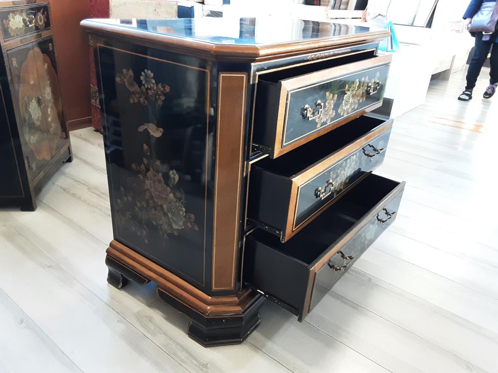 COMMODE 3 TIROIRS DECOR ASIATIQUES