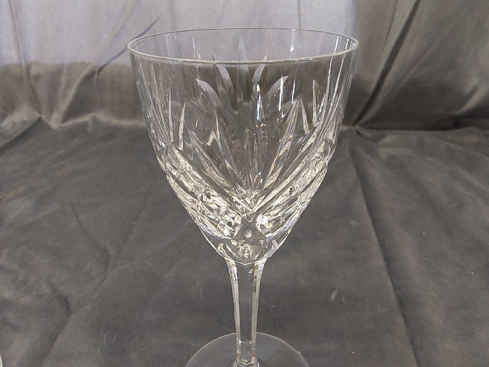 LOT 10 VERRES A EAU EN CRISTAL DE ST LOUIS