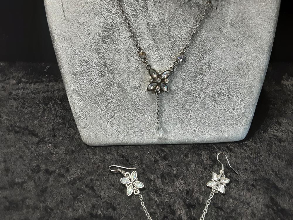 PARURE COLLIER + B.O PAPILLONS