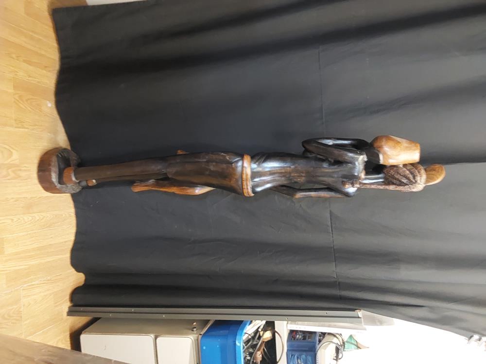 STATUE AFRICAINE EN EBENE 148CM DE HAUTEUR