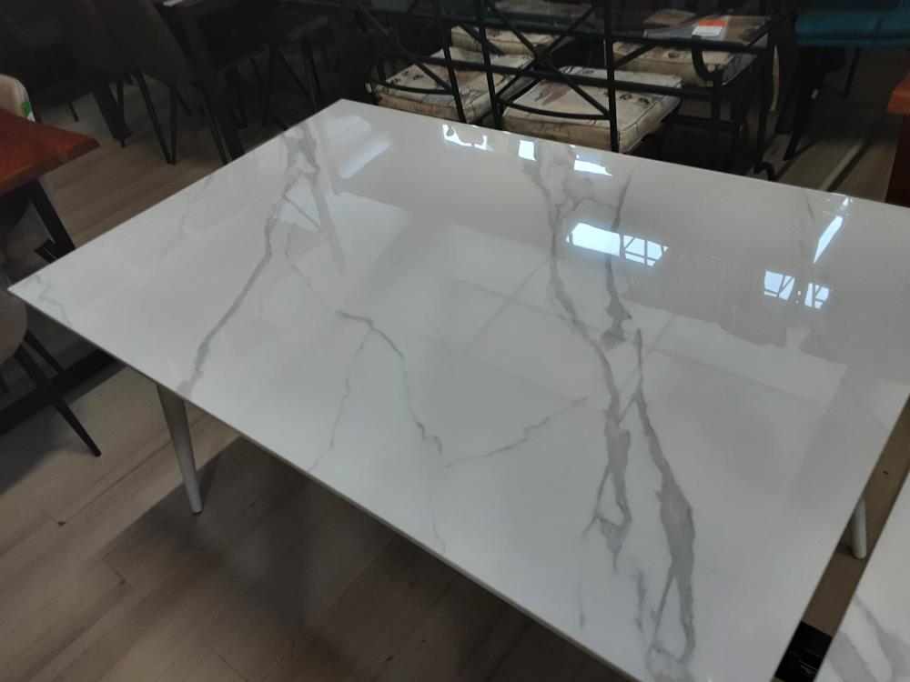 TABLE CERAMIQUE BLANCHE 180CM OUVERTE PIEDS METAL BLANCS 1 ALL. DE 40CM (GDT0144-3) 2EME CHOIX