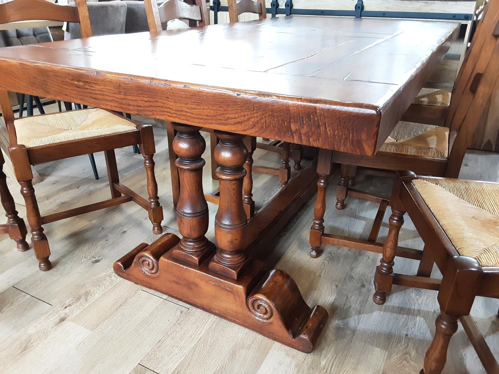 TABLE MONASTERE CHENE