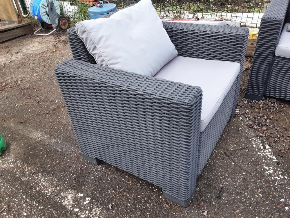 SALON DE JARDIN 3 PLACES 2 FAUTEUILS 1 TABLE ALLIBERT