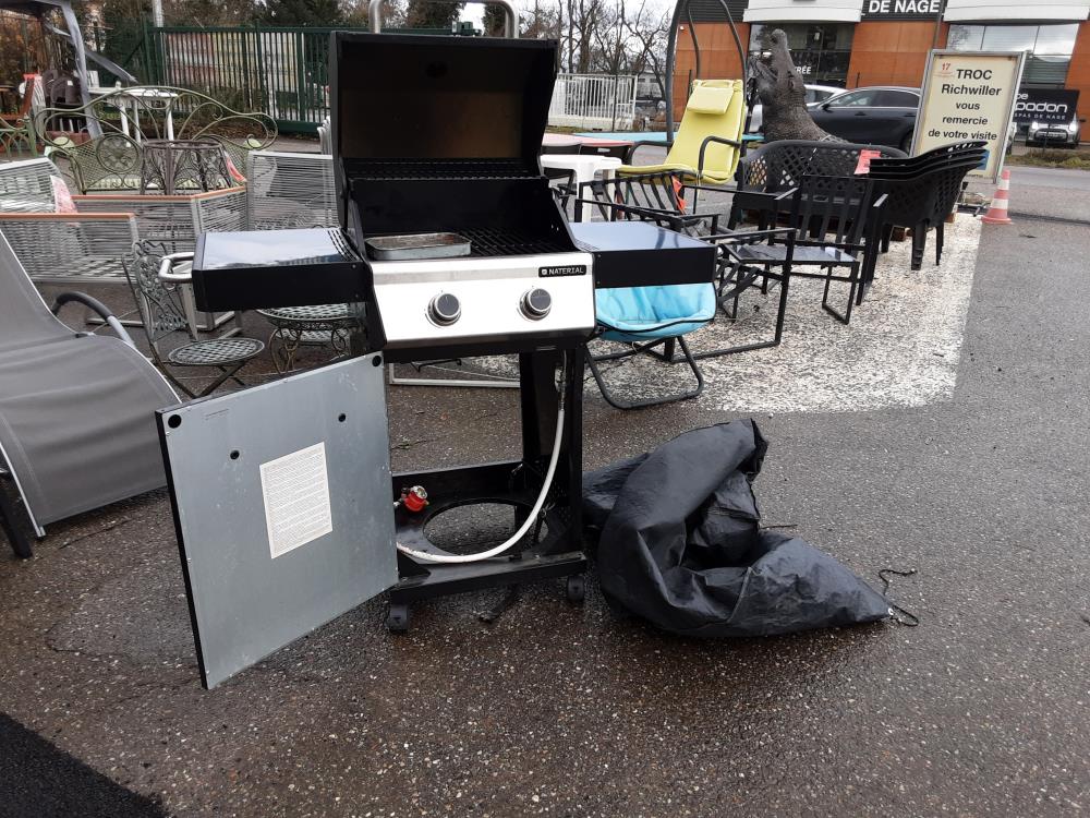 BARBECUE A GAZ BOUTEILLE NATERIAL + BACHE