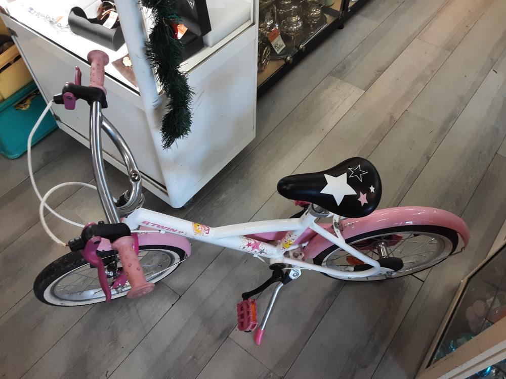 VELO FILETTE BTWIN ROSE ET BLANC 16 POUCES