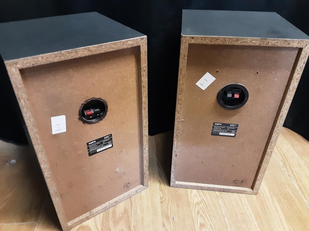 PAIRE DE HAUTS PARLEUR SANYO 100W