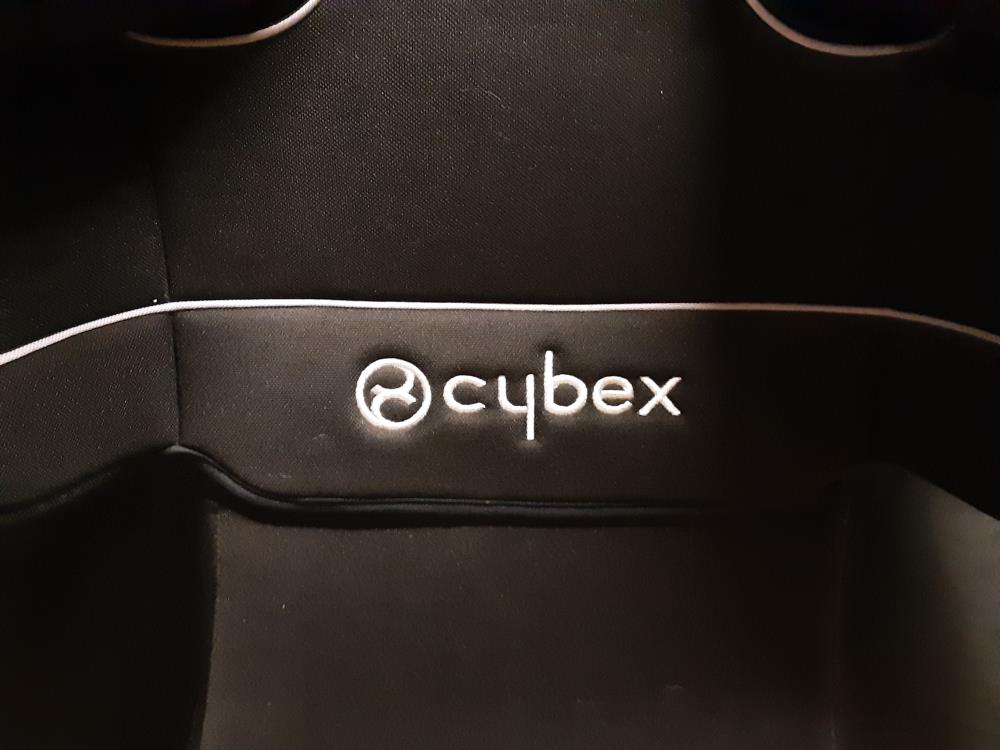SIÈGE AUTO ENFANT CYBEX NOIR