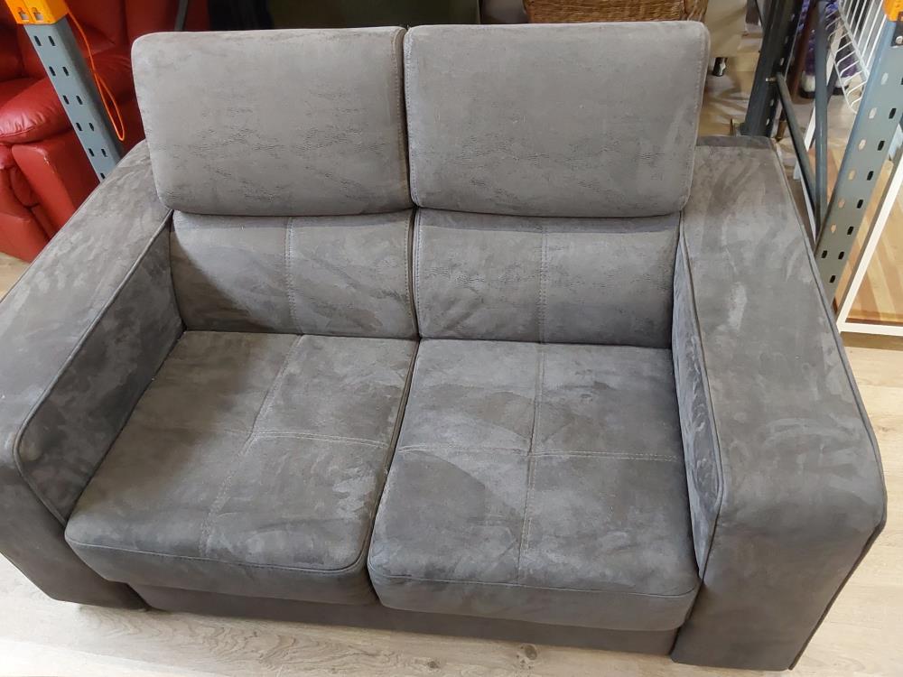 CANAPE 2 PLACES TISSUS GRIS AVEC TETIERES