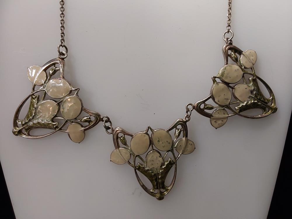 COLLIER EN ARGENT STYLE ART DÉCO FLEURS BLANCHES