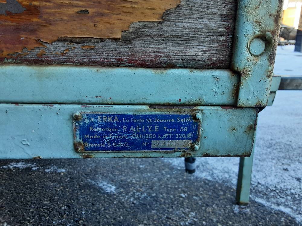 REMORQUE DE VOITURE ERKA