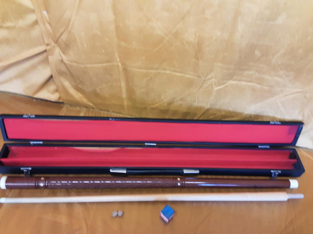 QUEUE DE BILLARD AVEC ETUI