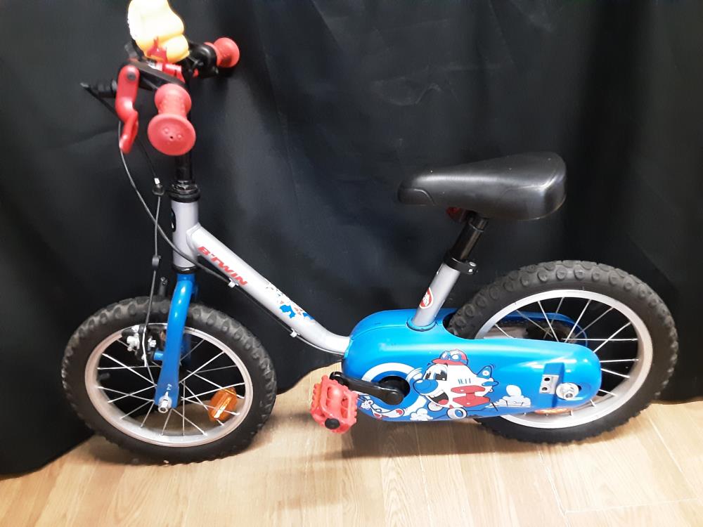 VELO ENFANT BTWIN BLEU ET GRIS 14P