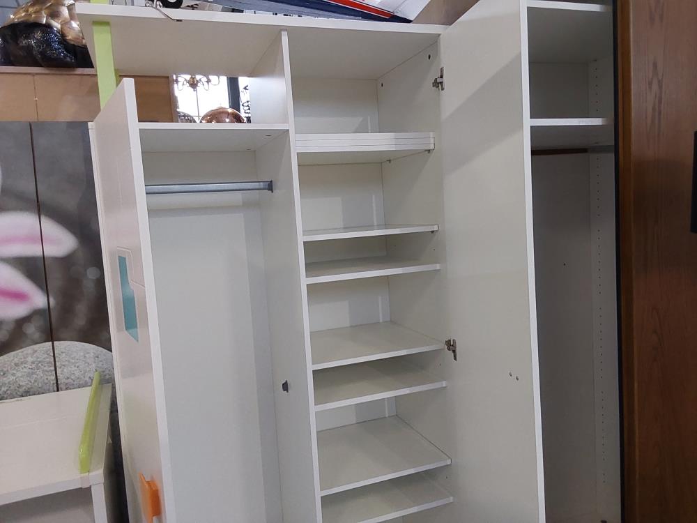 ARMOIRE ENFANT 2 PORTES