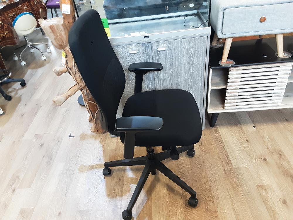 FAUTEUIL BUREAU SUR ROULETTES ASSISE HERGONOMIQUE