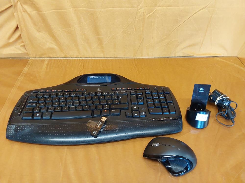 CLAVIER SANS FIL + SOURIS