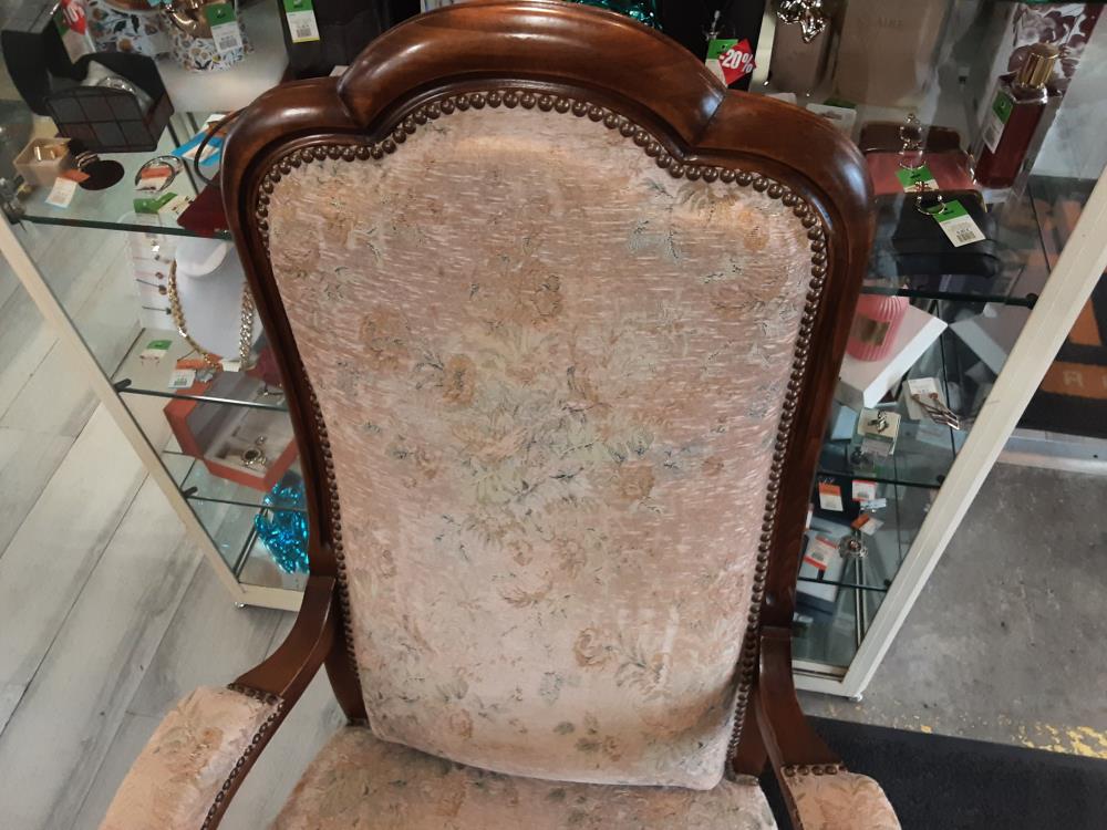 FAUTEUIL VOLTAIRE