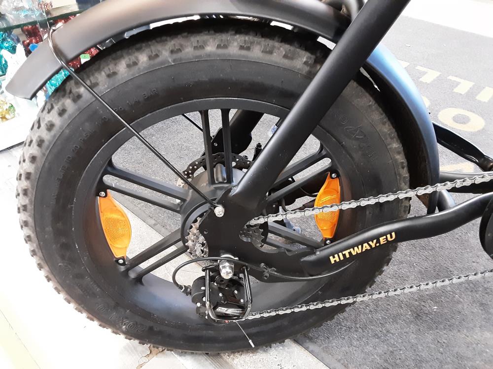 VELO ELECTRIQUE HITWAY 20 POUCES MODELE BK17 TRES PEU SERVI