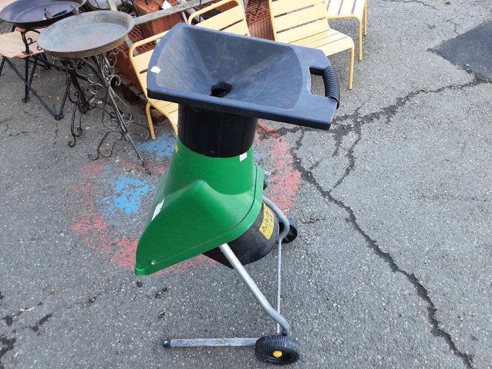 BROYEUR BRANCHES PARKSIDE 2500