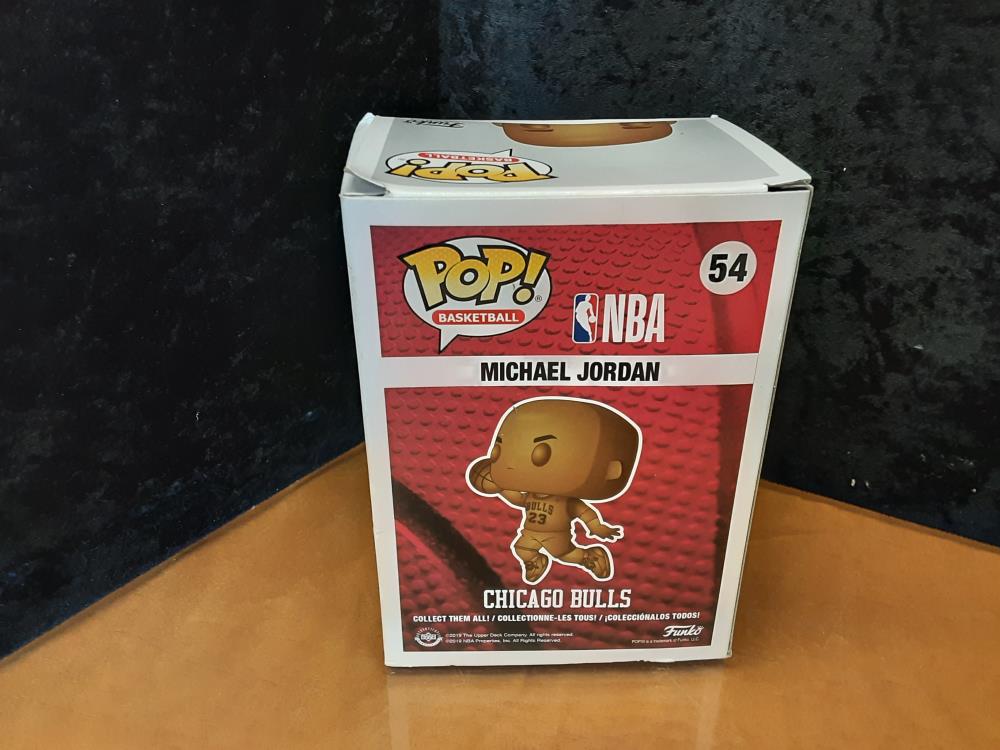 FIGURINE POP BASKETBALL MICHAEL JORDAN 54