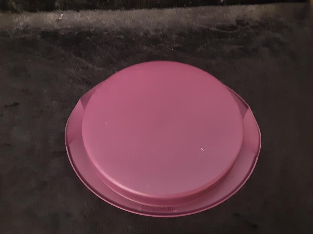 MOULE EN SILICONE ROND DIAM.18CM TUPPERWARE JAMAIS UTILISÉ