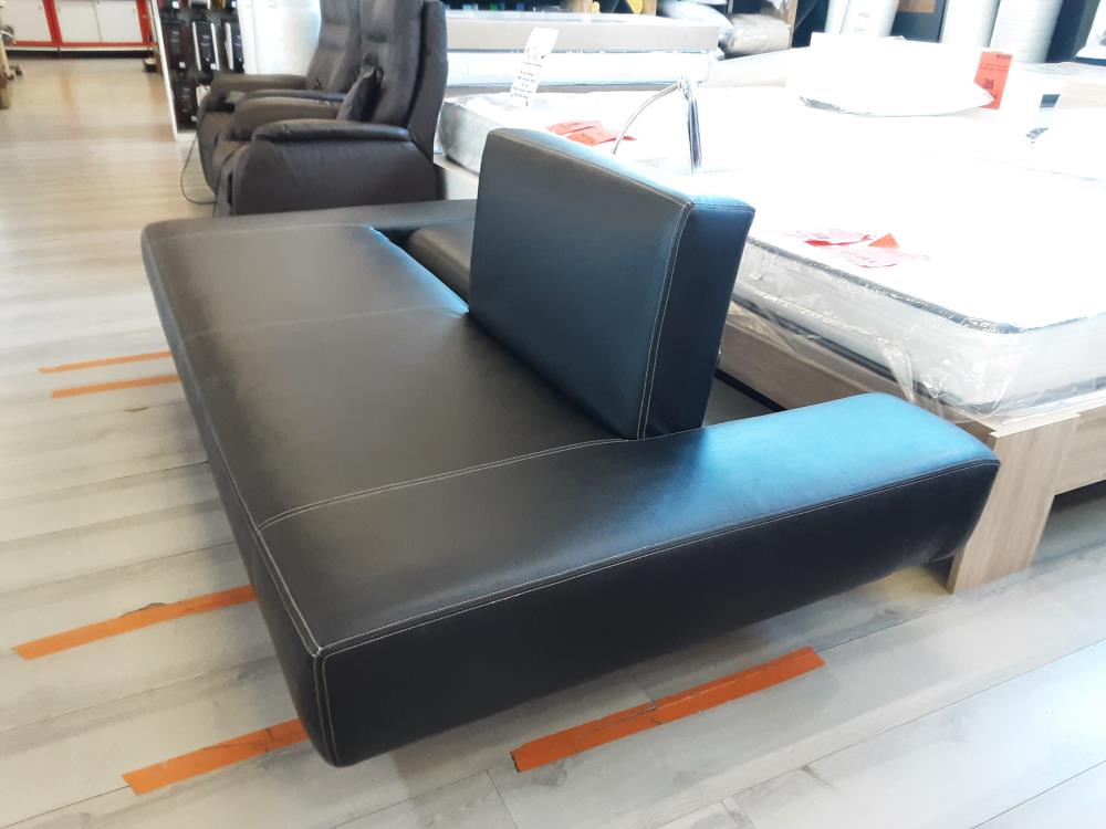 CANAPE CONVERTIBLE AVEC COFFRE SIMILI NOIR