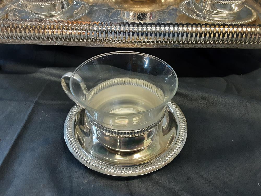 PLATEAU AVEC 6 TASSES A THE M.A