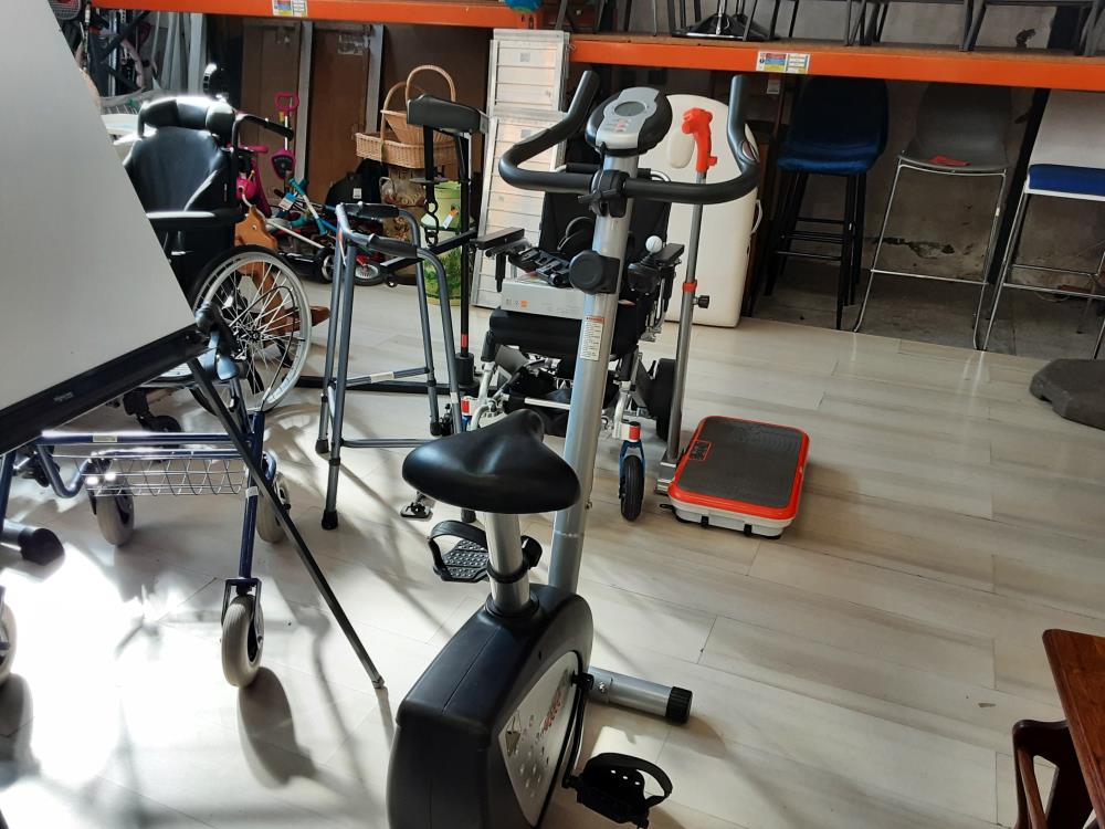 VELO D'APPARTEMENT DOMYOS MG6000