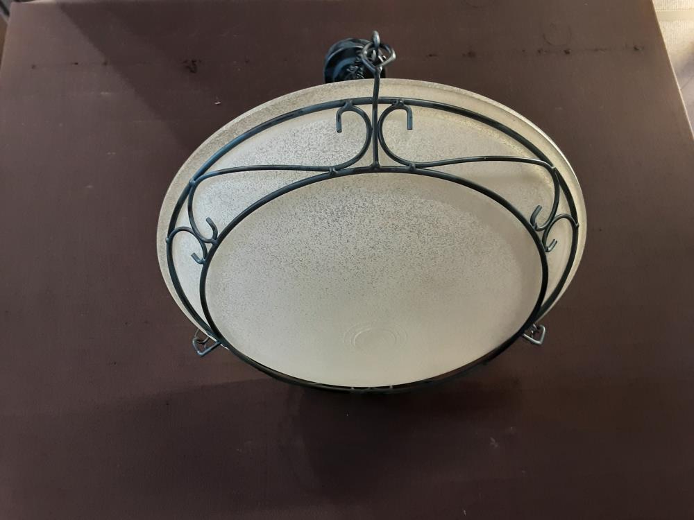 SUSPENSION RONDE METAL ET VERRE OPAQUE