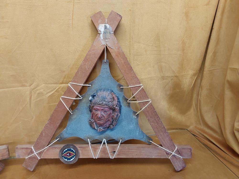 TABLEAU TRIANGLE TETE D'INDIEN