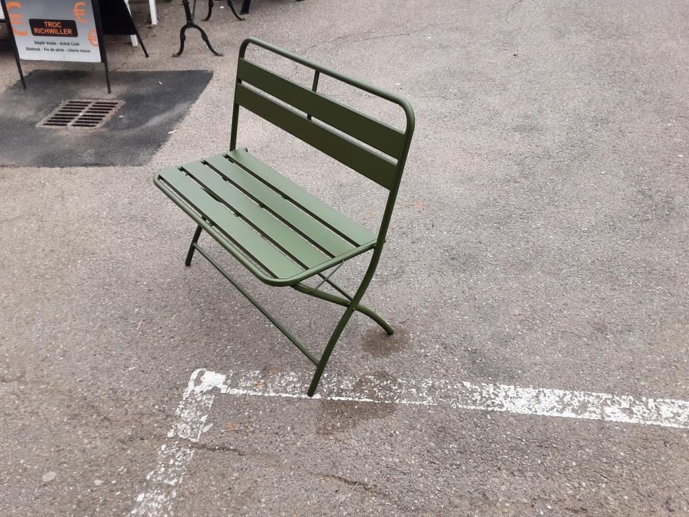 BANC DE JARDIN PLIANT EN MÉTAL KAKI (1193128-VU856-1) 2ÈME CHOIX