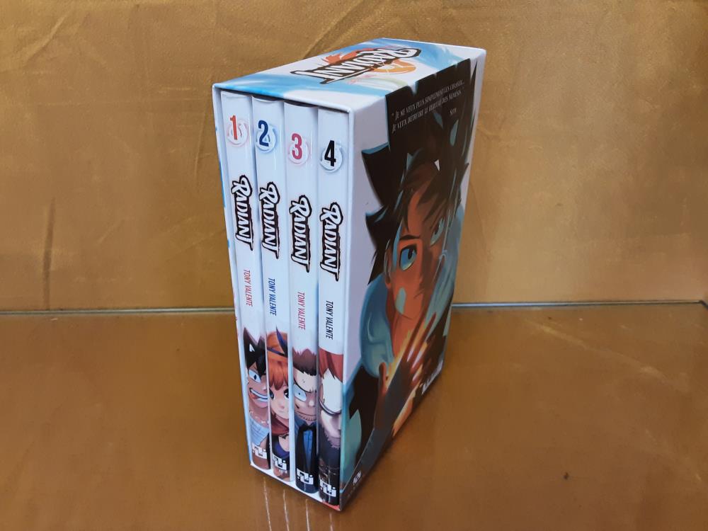 LOT DE 4 MANGAS RADIANT
