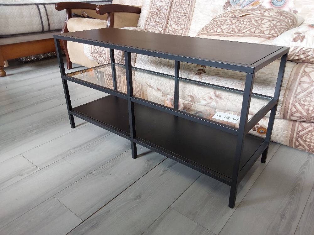 MEUBLE TV MÉTAL NOIR 1 PLATEAU VERRE ET 2 PLATEAUX NOIRS