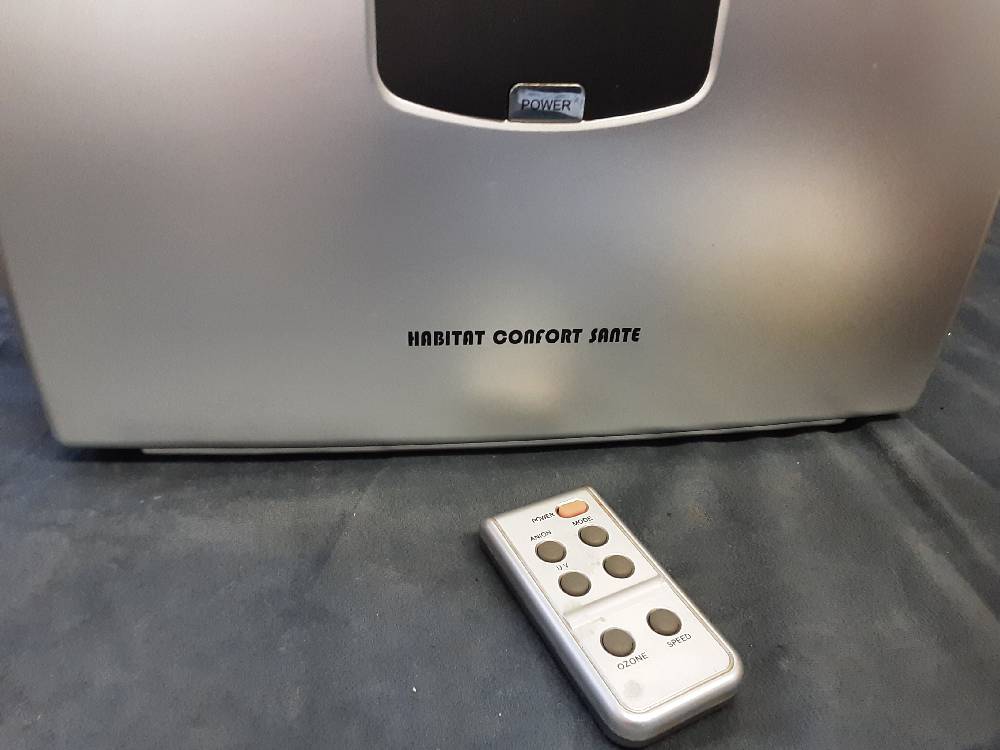 PURIFICATEUR D'AIR AVEC TÉLÉCOMMANDE HABITAT CONFORT