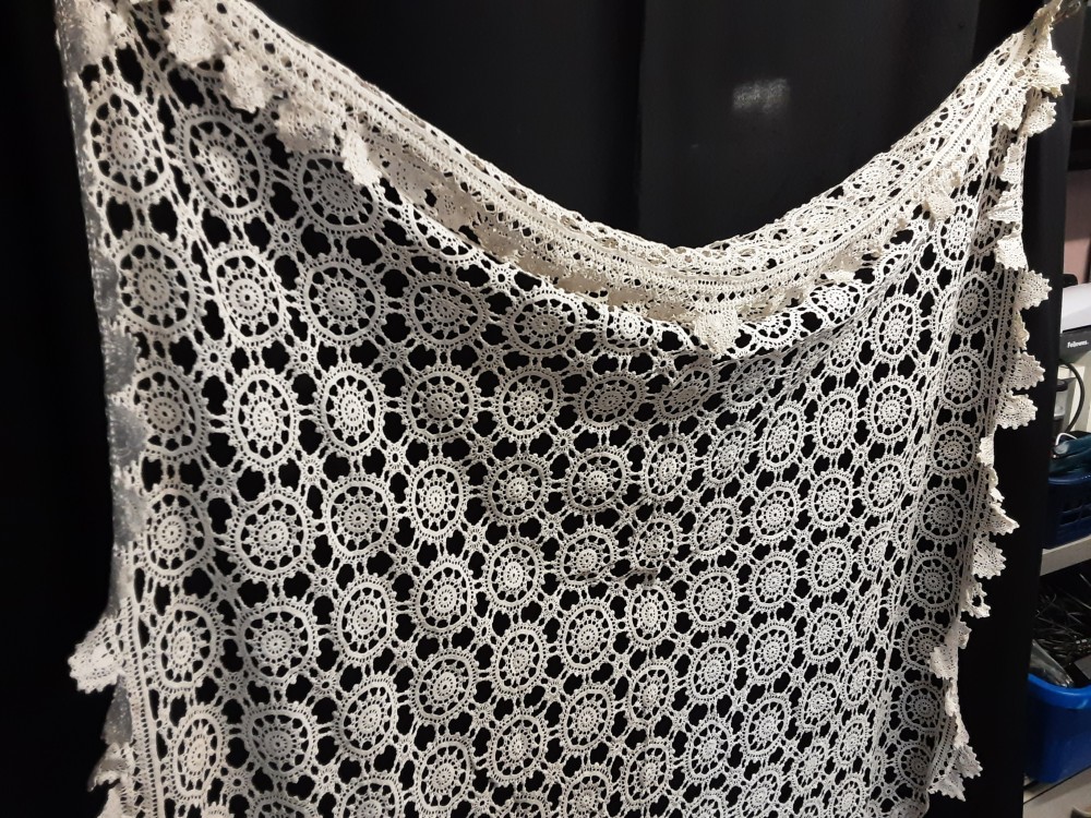 NAPPE BLANCHE CROCHETÉE